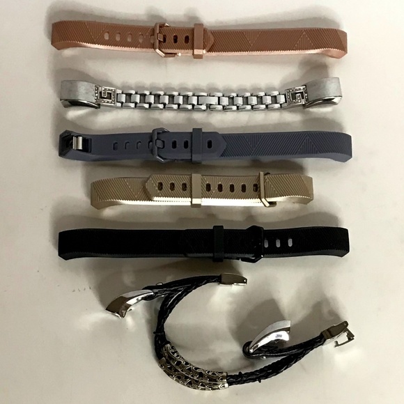 6 Fitbit Watch Bands PERFECT CONDITION